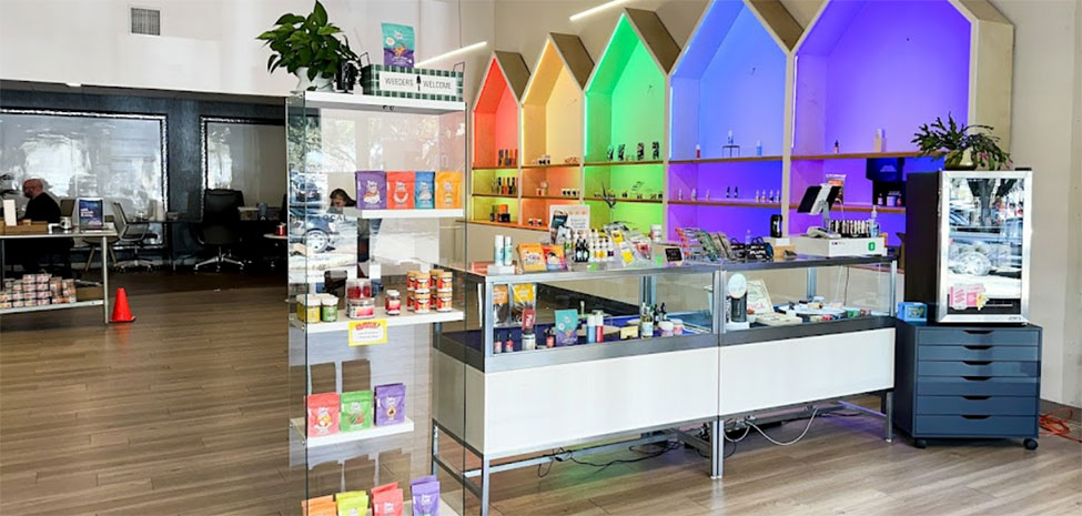 Inside of CBD Farmhouse CBD store in Dallas where you can buy Delta 8 in Dallas, Tx.